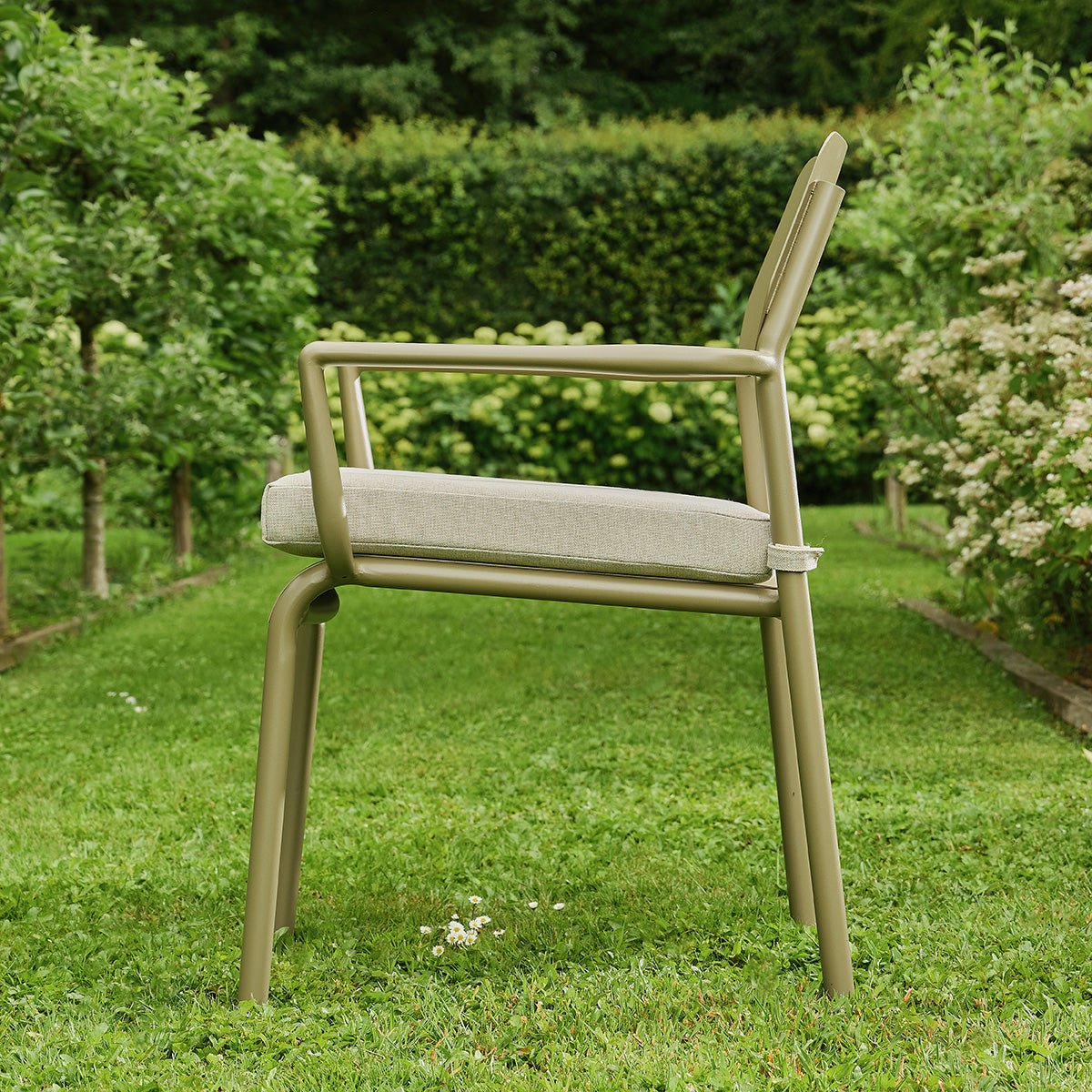 Fauteuil de jardin en aluminium et tissu  SARO kaki_clair, BERAH GETAH