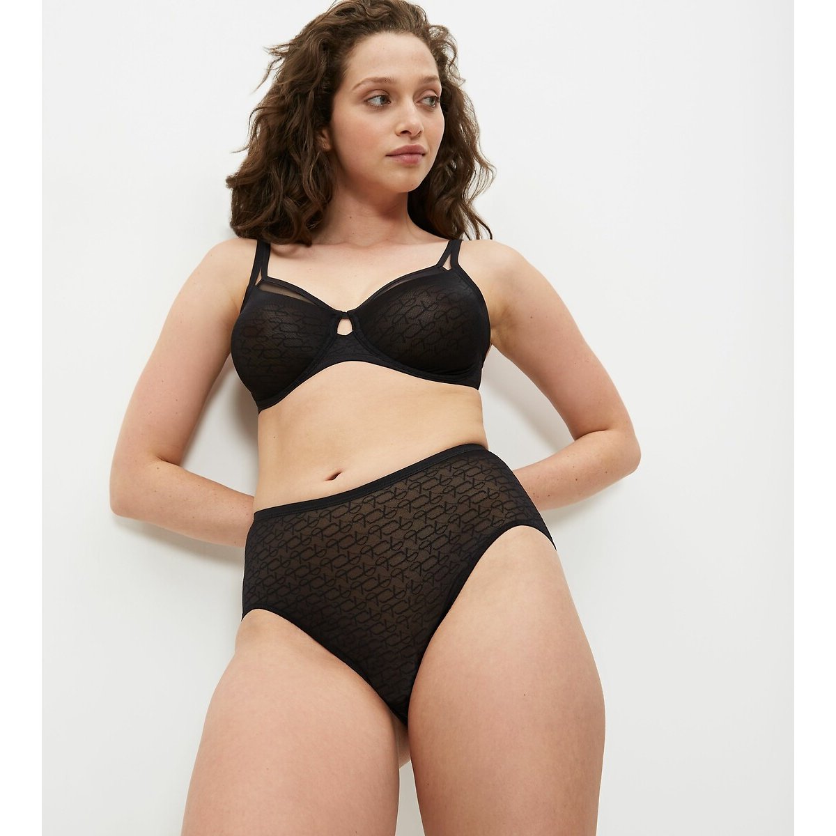 Culotte maxi en dentelle Signature Sheer noir, TRIUMPH