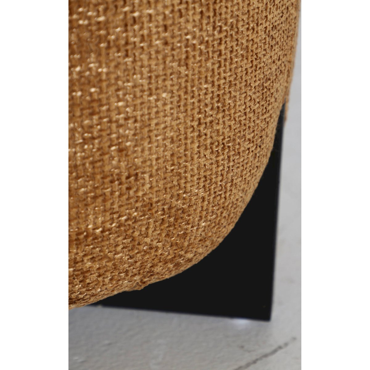 Pouf rond collection S.SOUVENS ocre et noir, RECOLLECTION