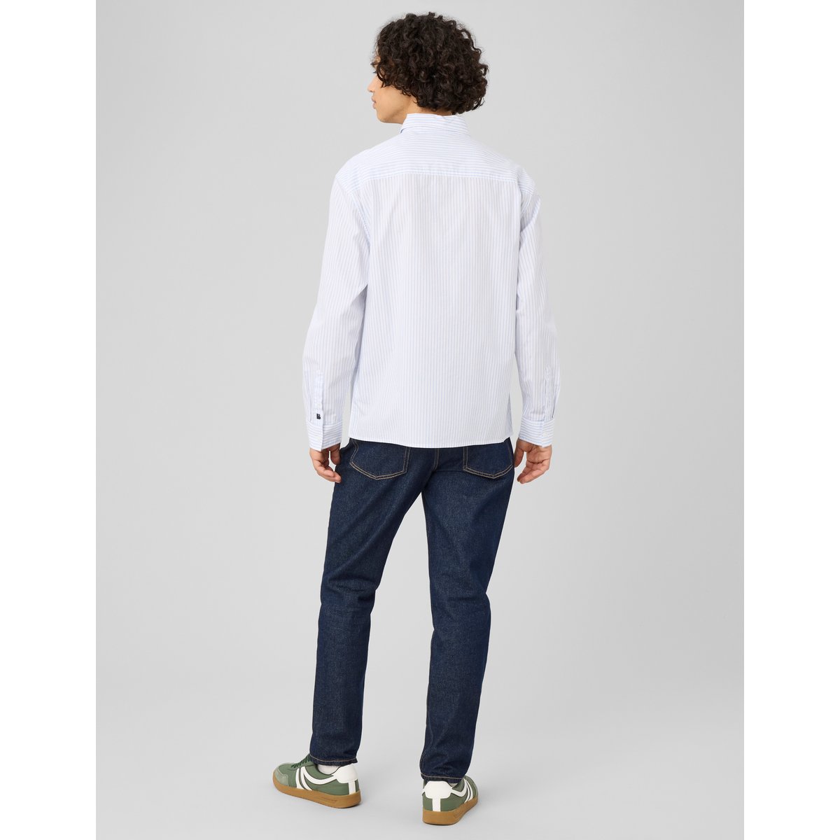 Chemise à rayures fines bleu clair, BZB