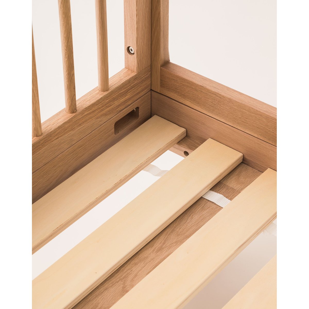 Lit individuel PURE en chêne massif + extension canapé oak wood, NOBODINOZ