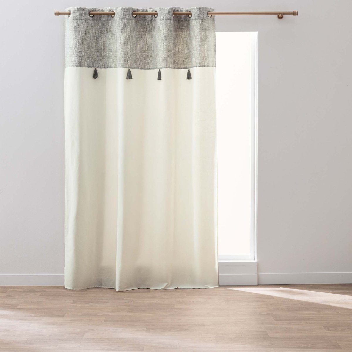 Rideau à œillets polycoton top métallisé texturé avec pompons naturel, DOUCEUR D'INTÉRIEUR