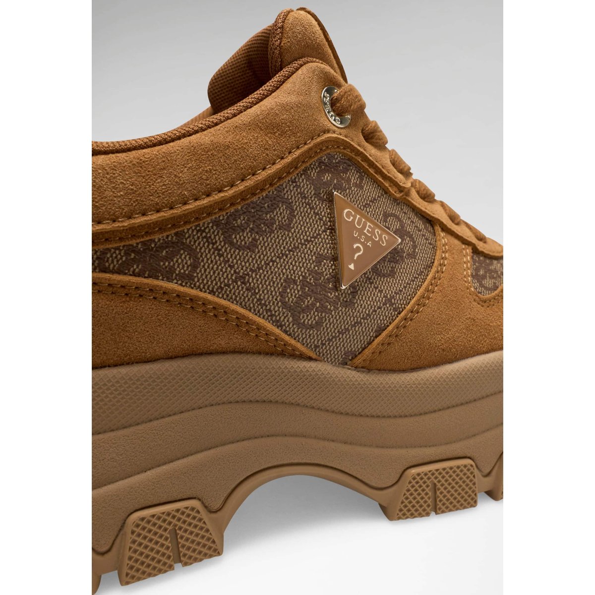 Chaussures De Course Beneto Logo marron, GUESS