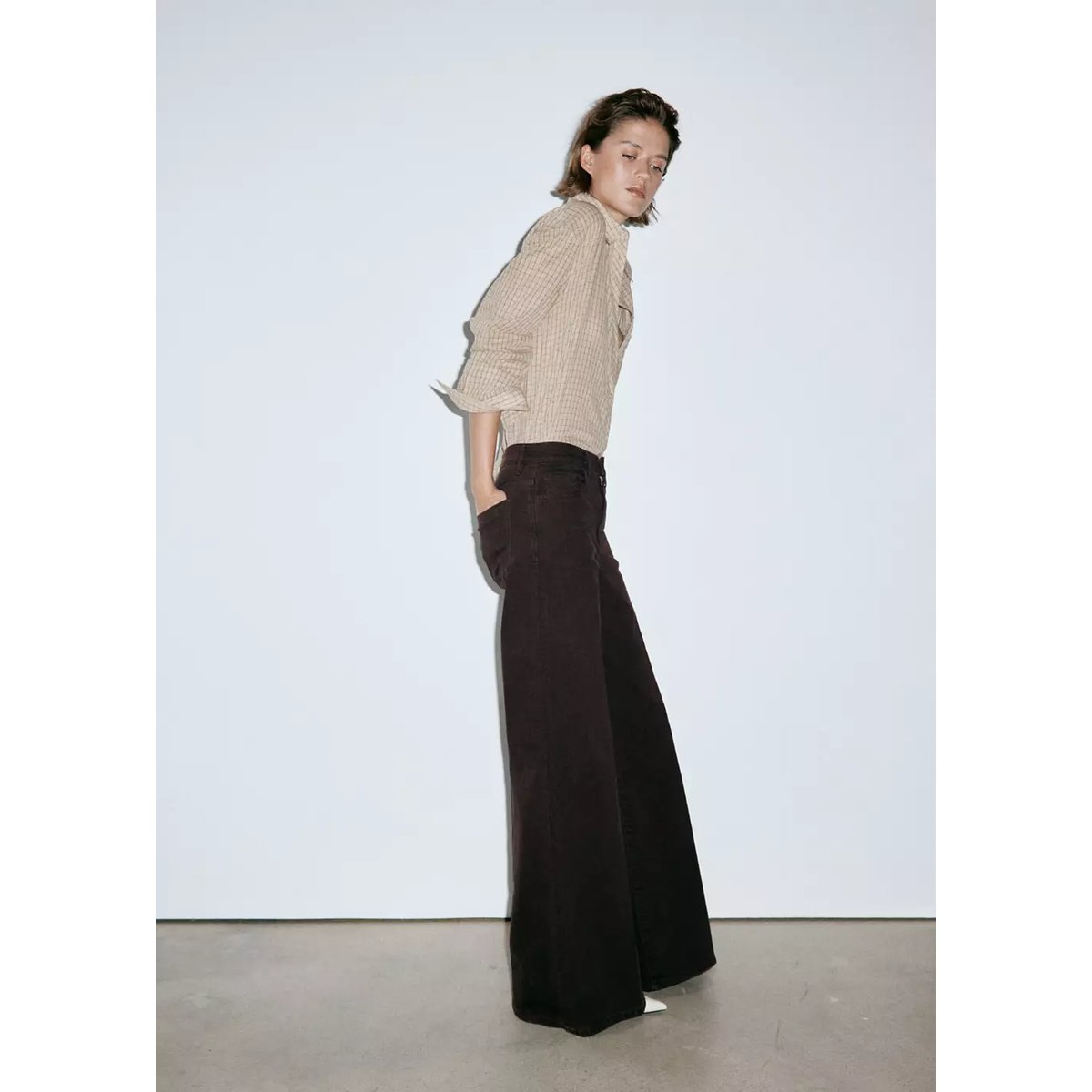 Jean taille haute wideleg chocolat, MANGO