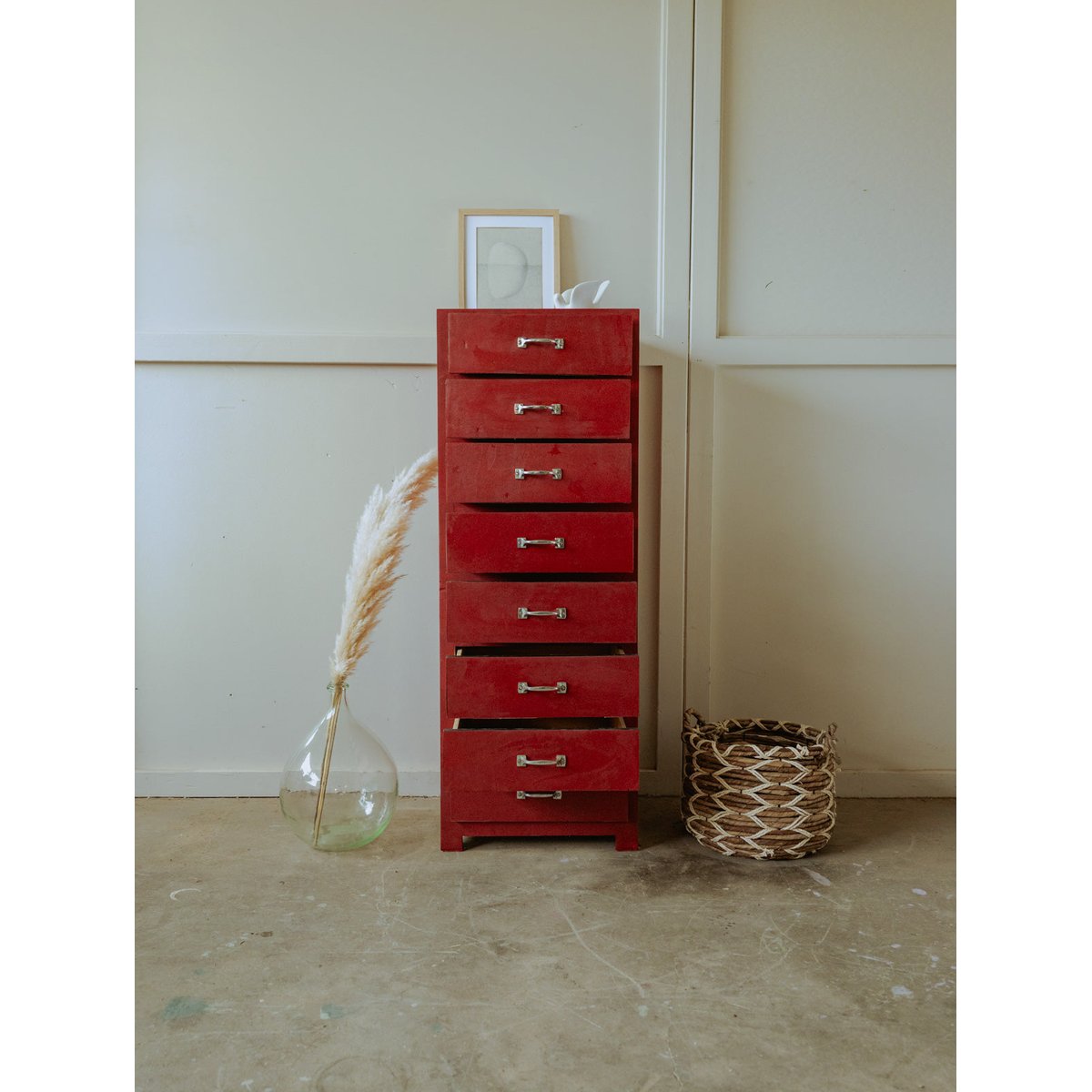 Chiffonnier vintage en bois Valery N°72 - Bon état rouge, DEBONGOUT
