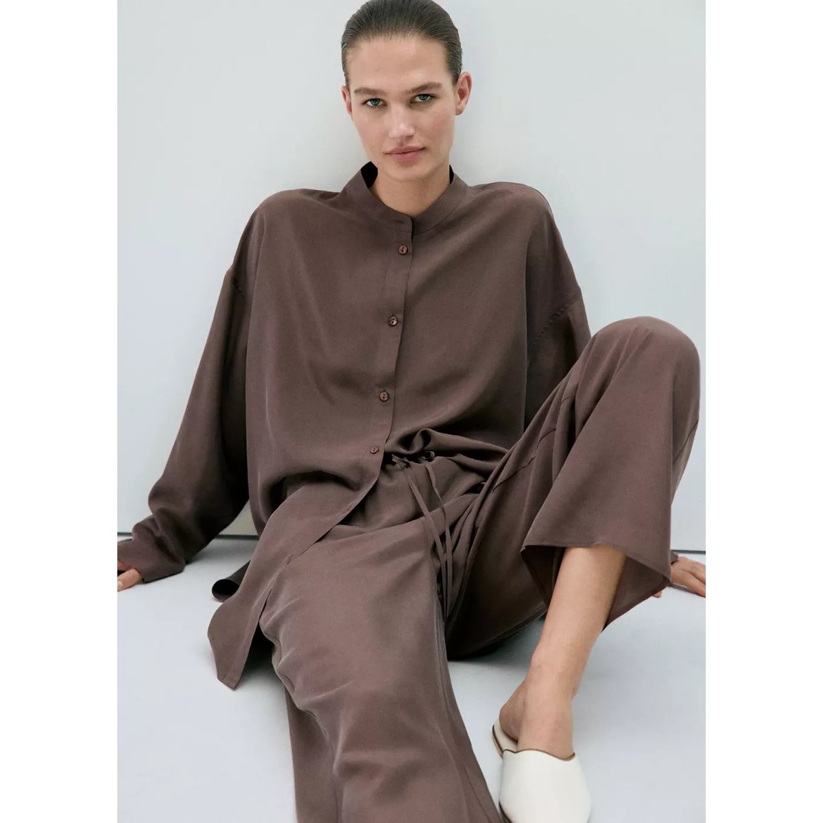 Pantalon de pyjama 100 % soie marron, MANGO