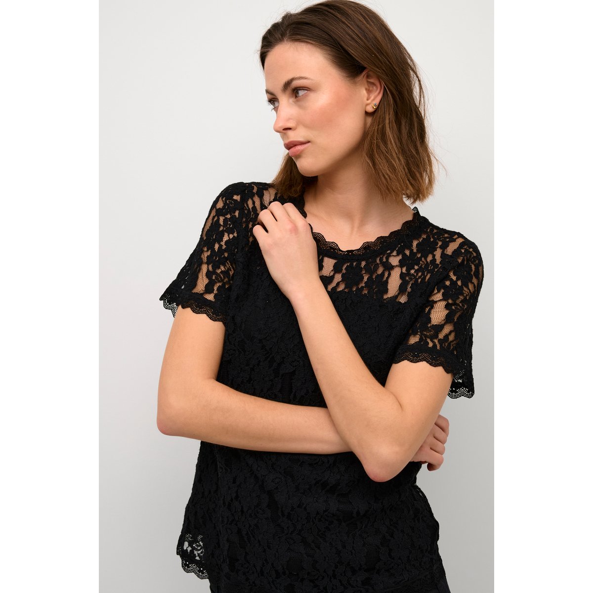 Short sleeved blouse noir pitch black, CREAM