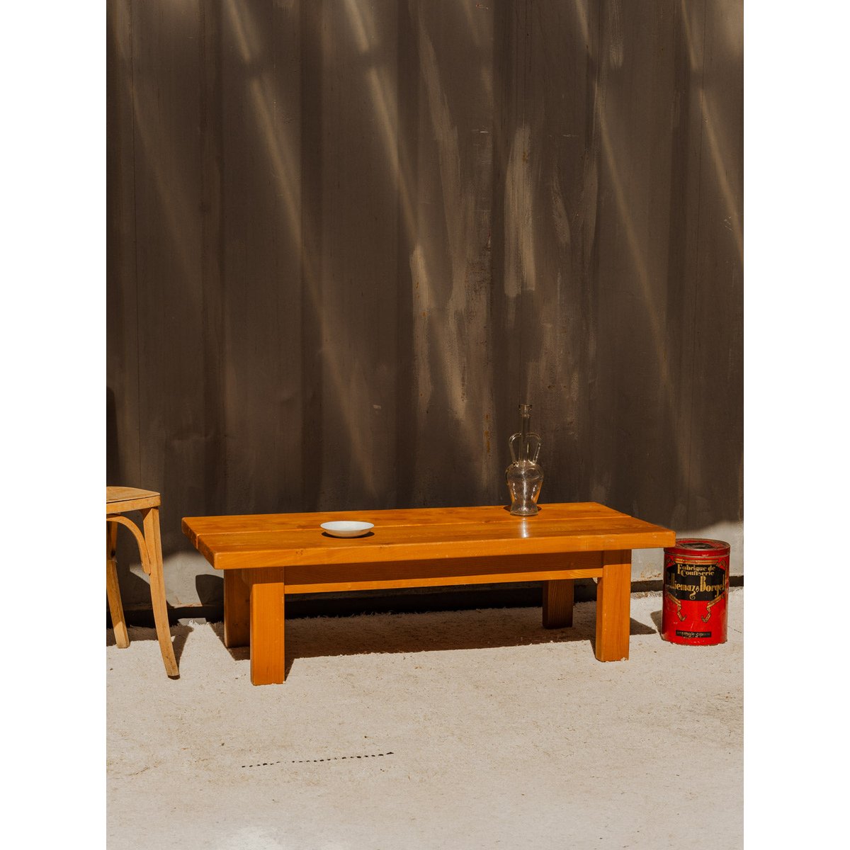 Table basse en bois Donna N°1132 - Bon état bois foncé, DEBONGOUT