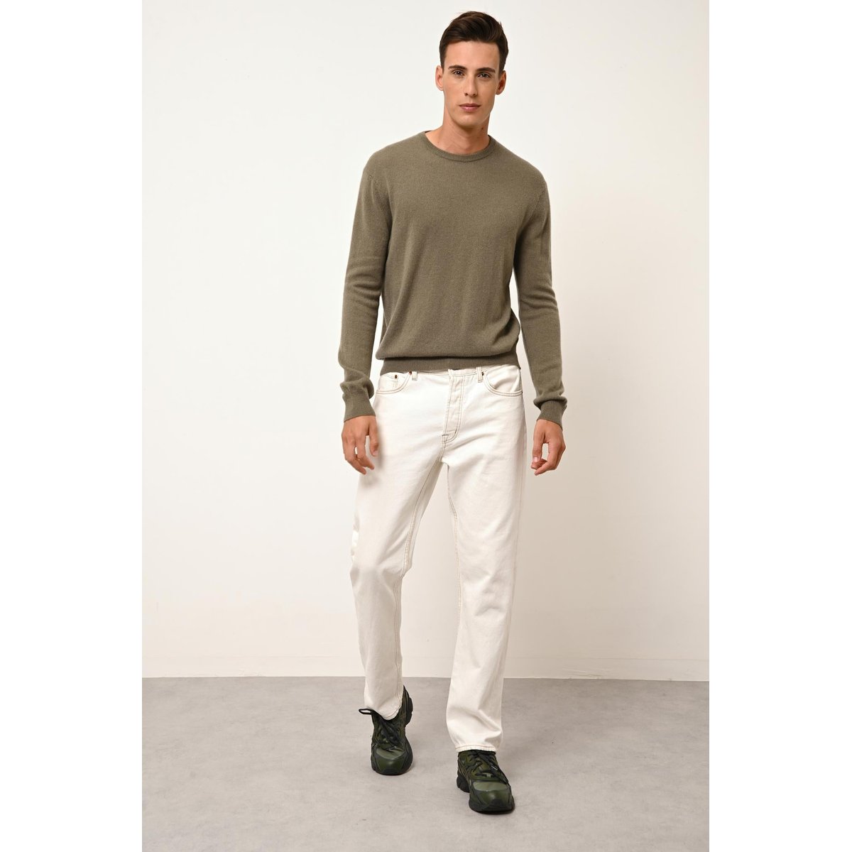 Pull Col Rond Army Howard kaki, JUST CASHMERE