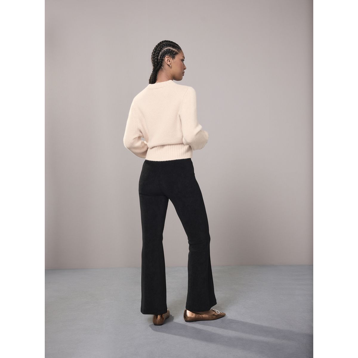 Pantalon bootcut en velours noir, NEXT