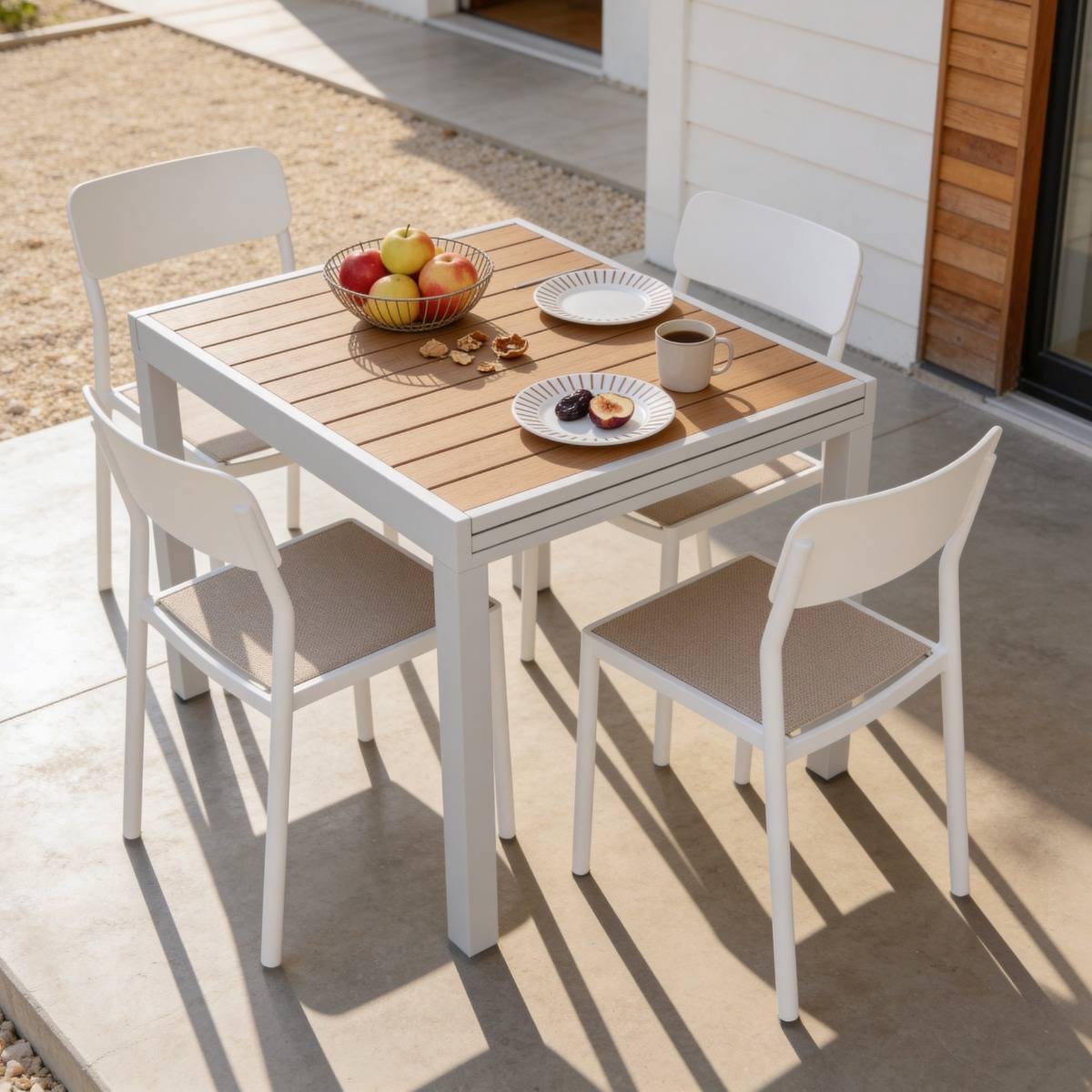 Table de jardin en aluminium AYDEN blanc, MADE IN MEUBLES 