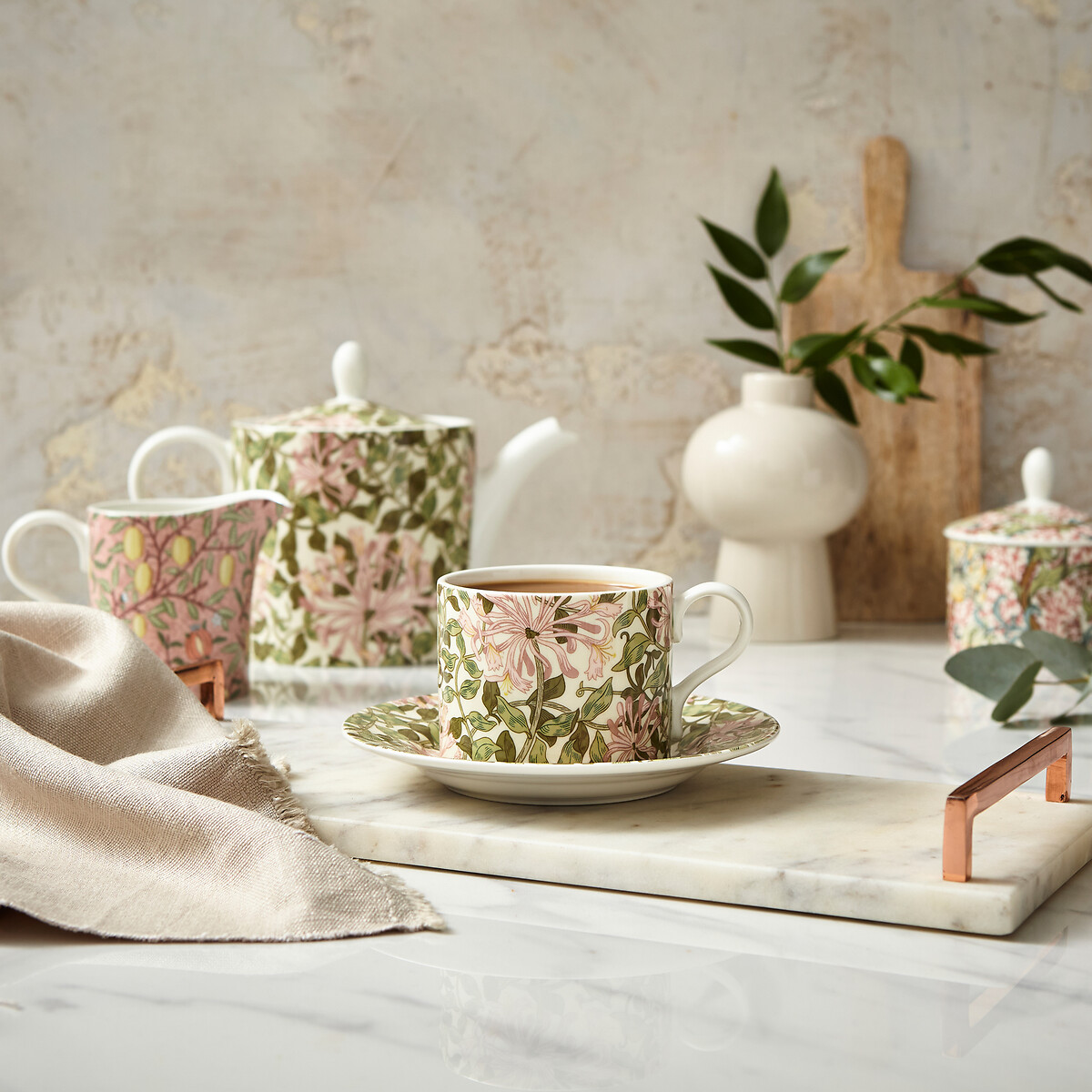 Morris & Co. Honeysuckle Teacup & Saucer multi-coloured, MORRIS & CO.