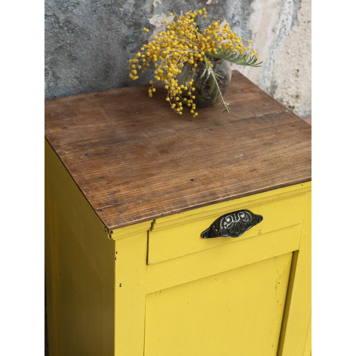 Buffet en bois Gilbert N°1562 - Bon état jaune, DEBONGOUT