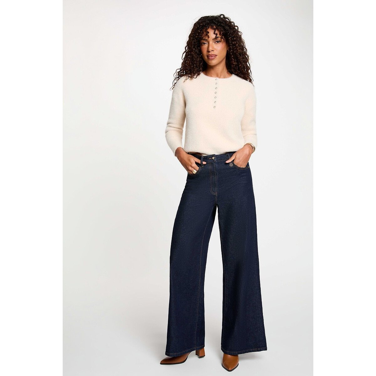 Button-Neck Jumper beige, MORGAN