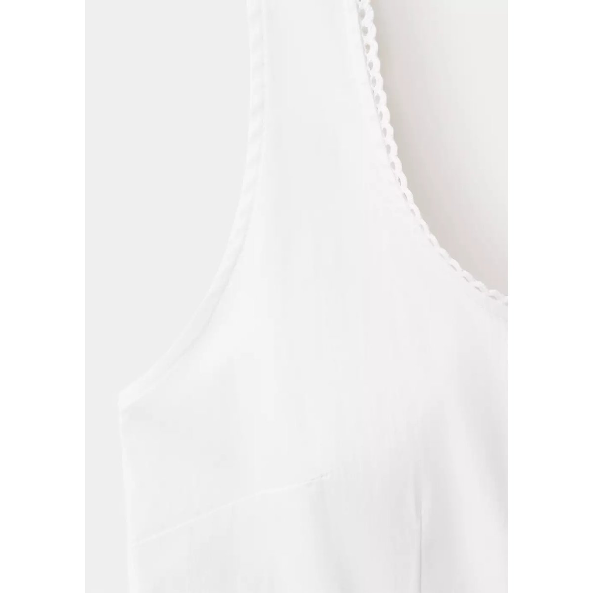 Blouse à boutons détail en dentelle blanc cassé, MANGO