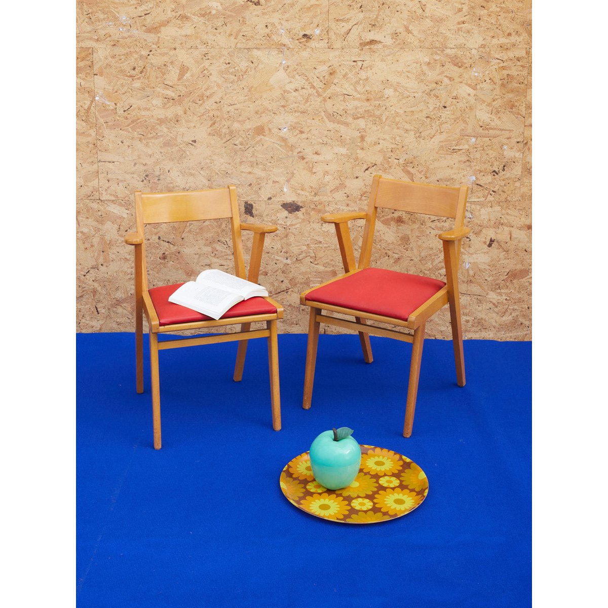 Paire de chaise scandinaves Alma N°1612 - Bon état bois clair, DEBONGOUT