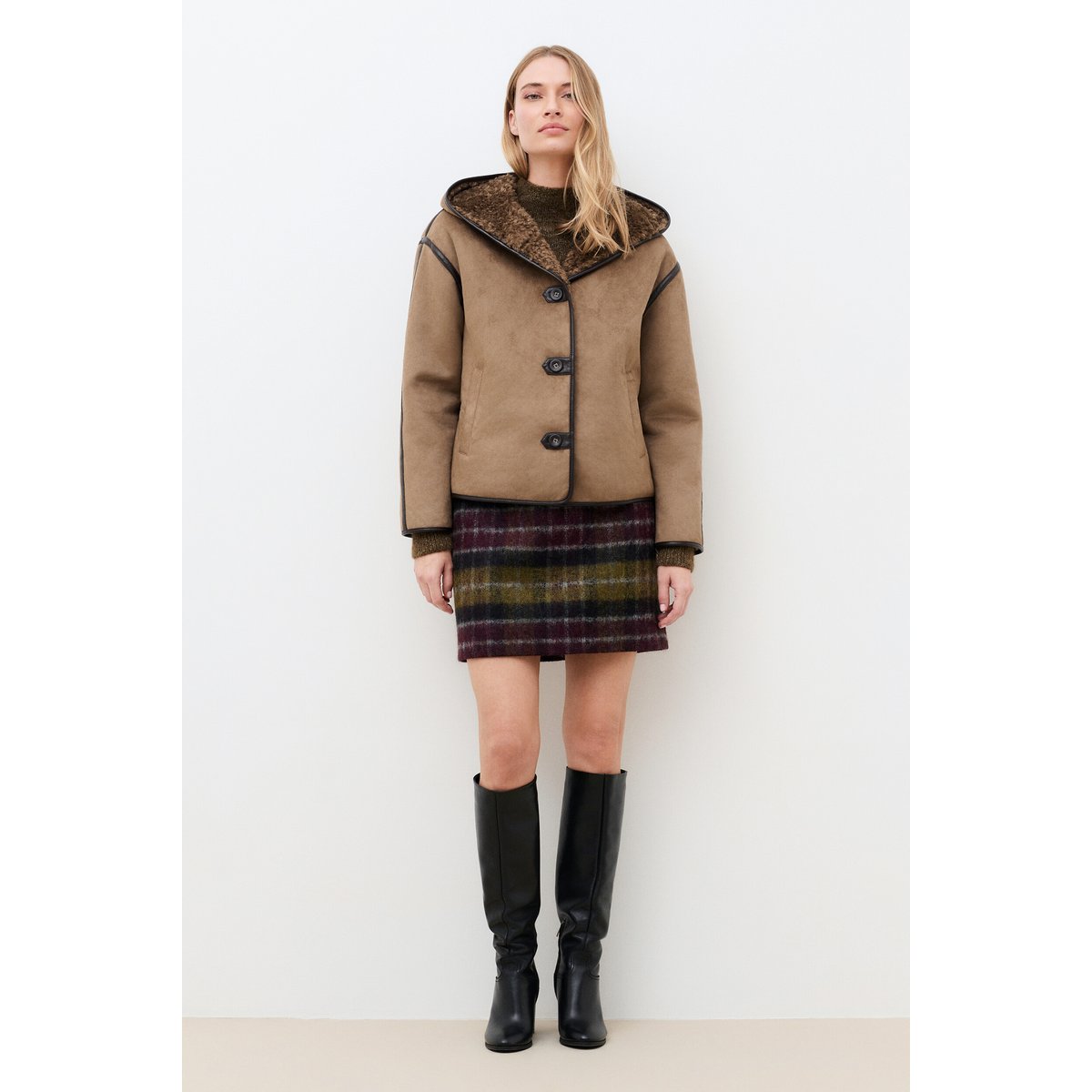 Manteau court moderne GSOPHIA marron, CAROLL