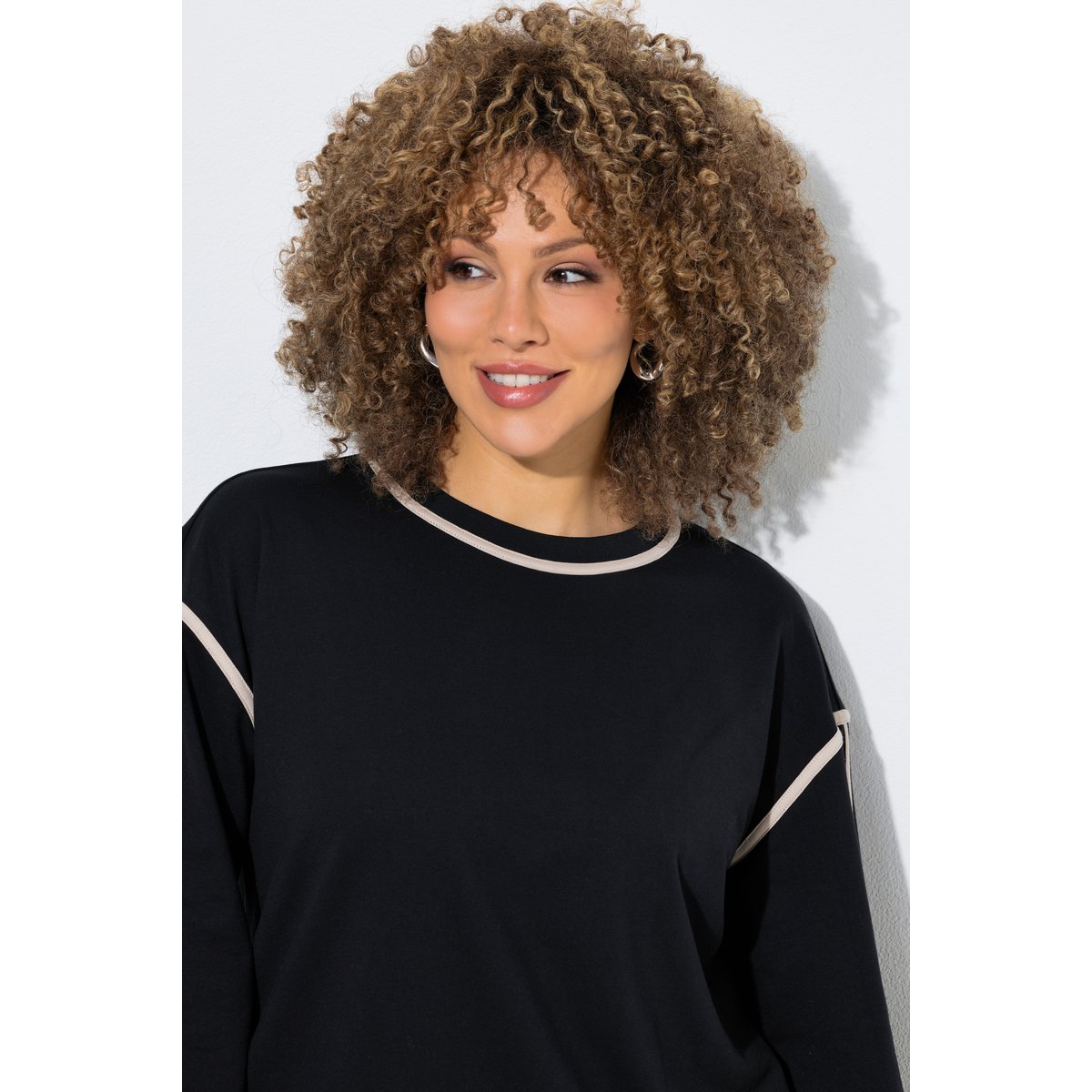 Sweat-shirt coupe Classic Fit noir, ULLA POPKEN