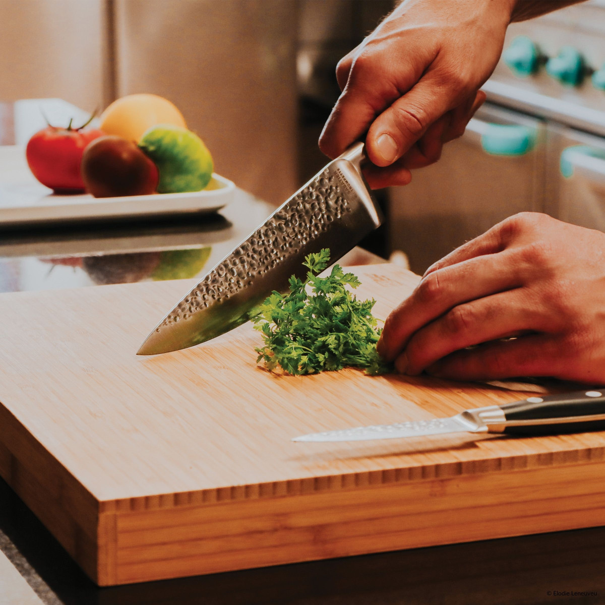Couteau de chef 20 cm martelé avec protection de lame - CARBON noir, SABATIER TROMPETTE