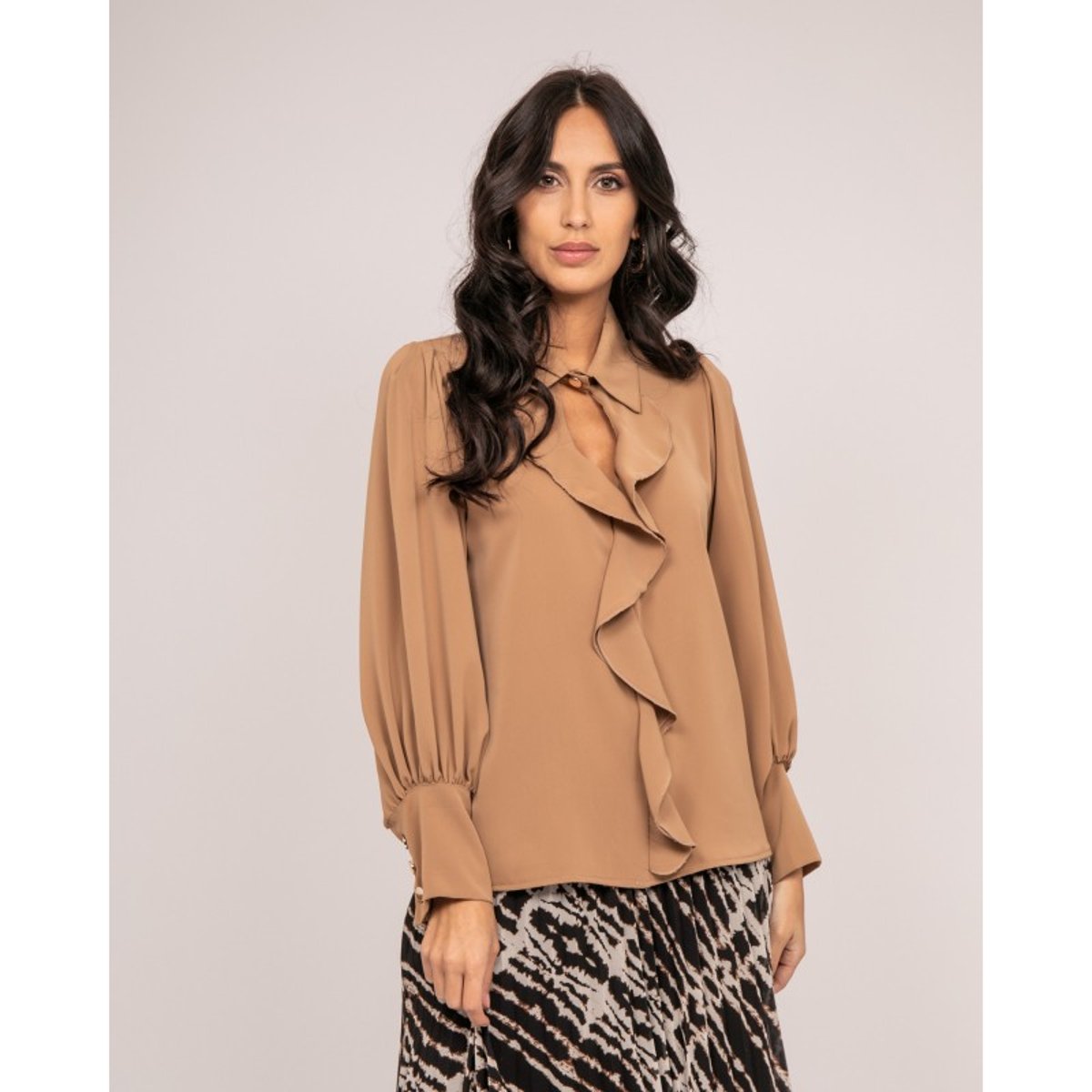 Blouse Avec Volants Okier camel, DONA LISA