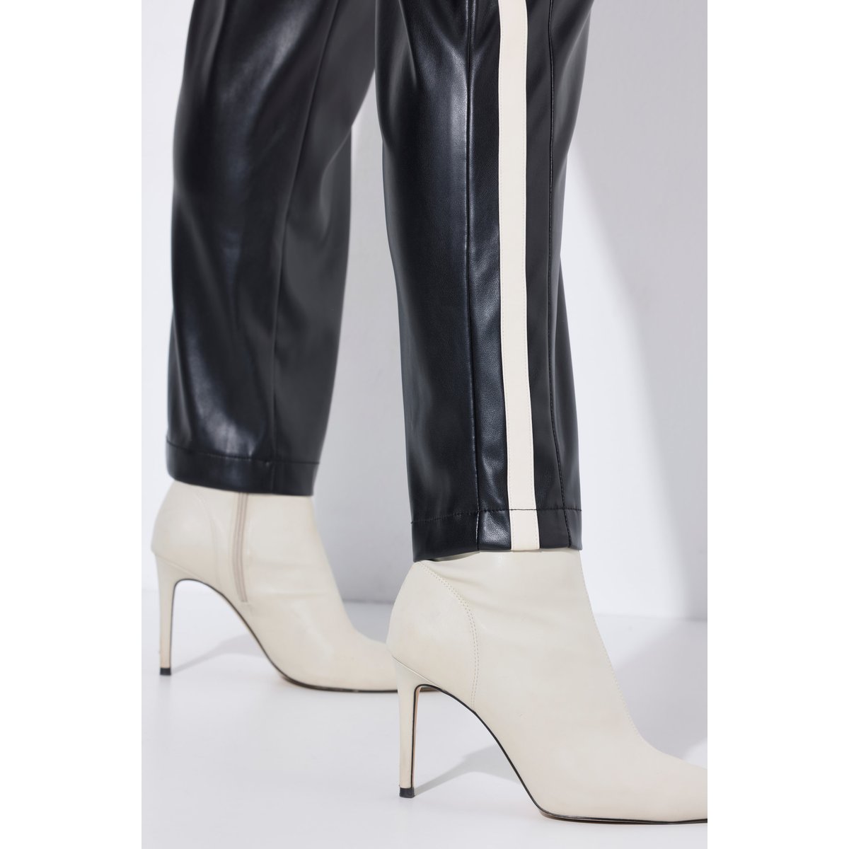 Pantalon à jambe droite et taille élastique noir, ULLA POPKEN