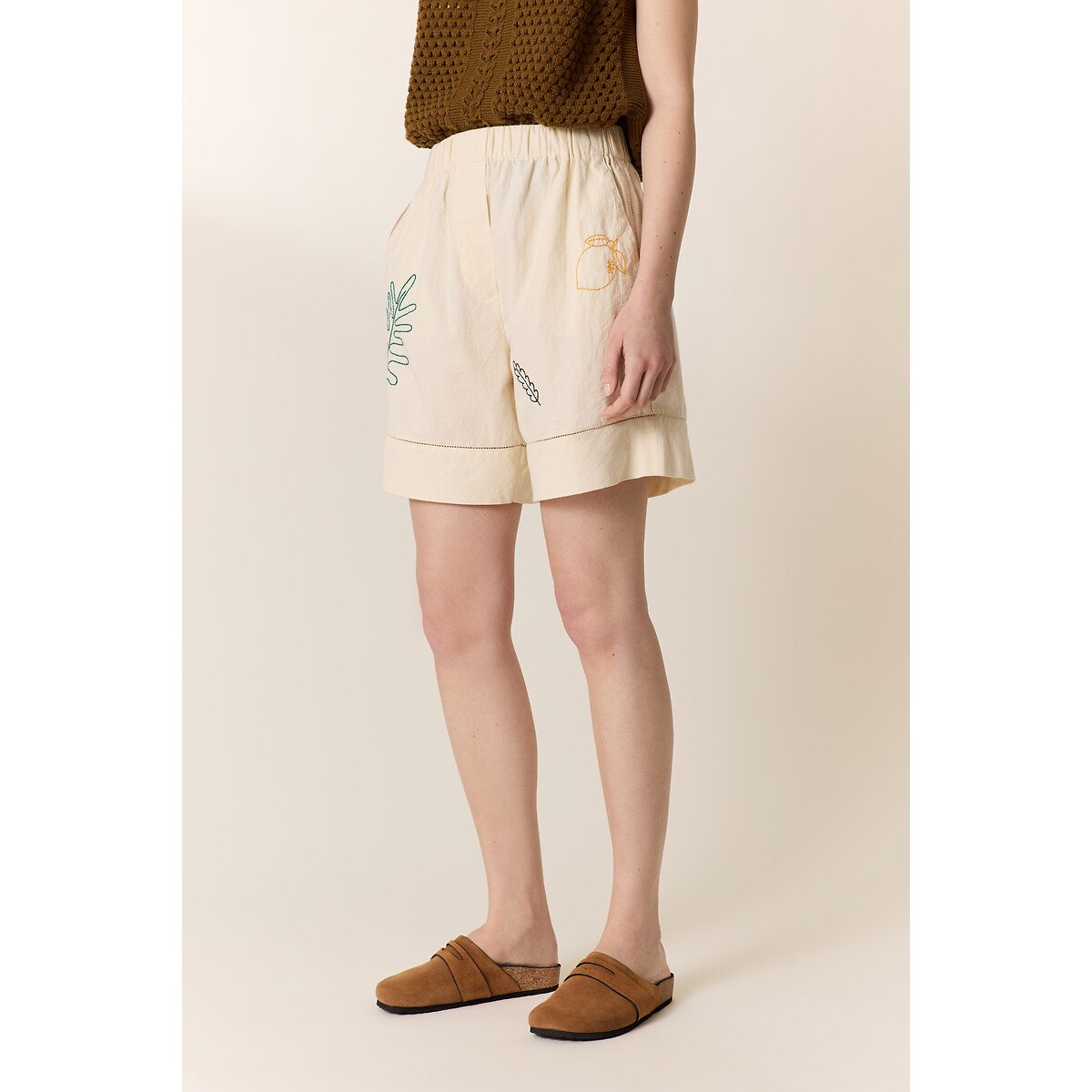 Short brodé à taille élastiquée, QUIWI ecru, LEON & HARPER