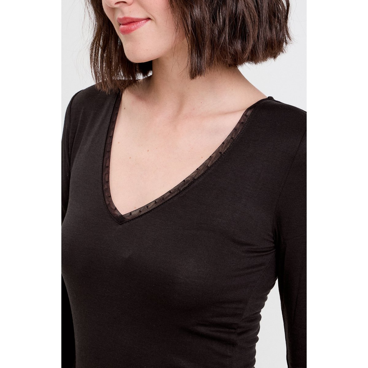 T-shirt thermique col en V plumetis noir, CACHE CACHE