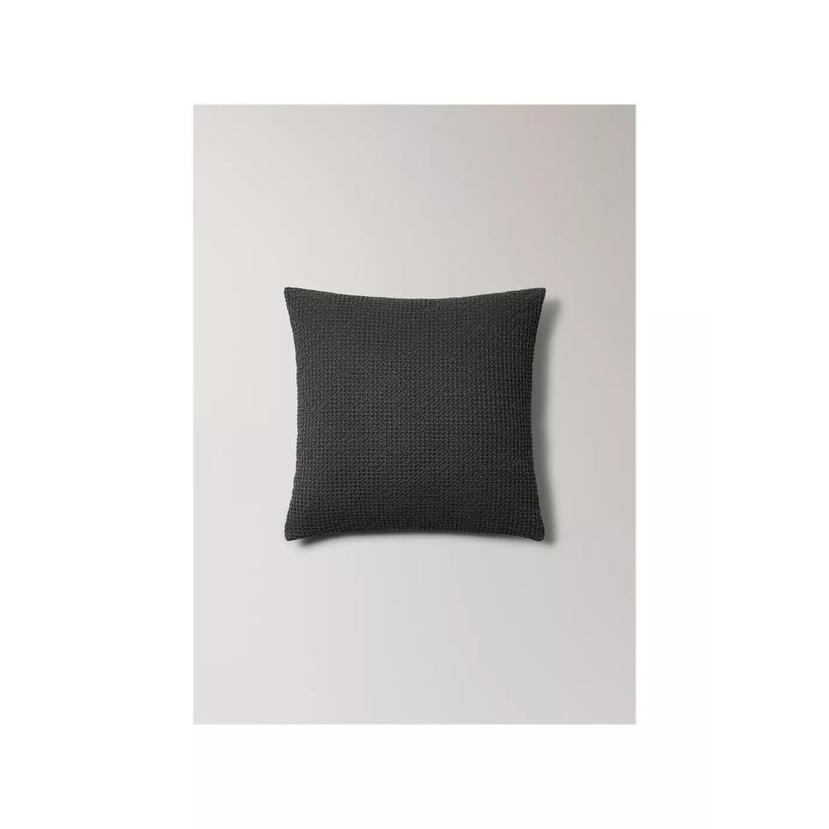 Housse de coussin en coton garment-dyed waffle 50x50 cm gris, MANGO HOME