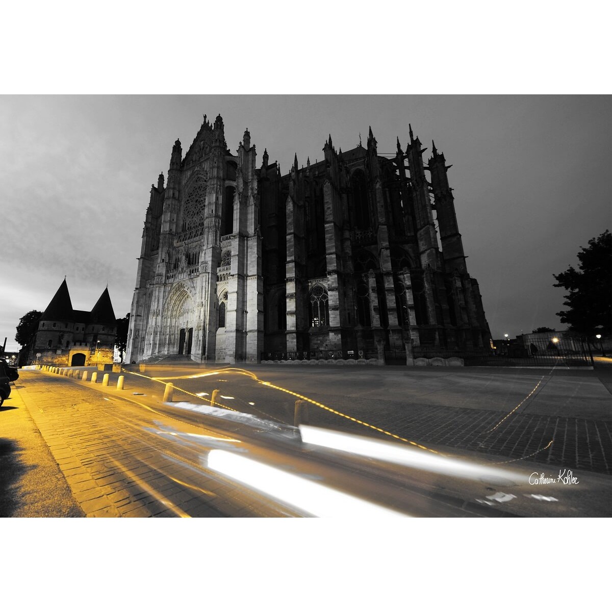 Tableau Mural Cathédrale De Beauvais Nuit ARCHITECTURE tableaux sur toile-gris, CEANOTHE