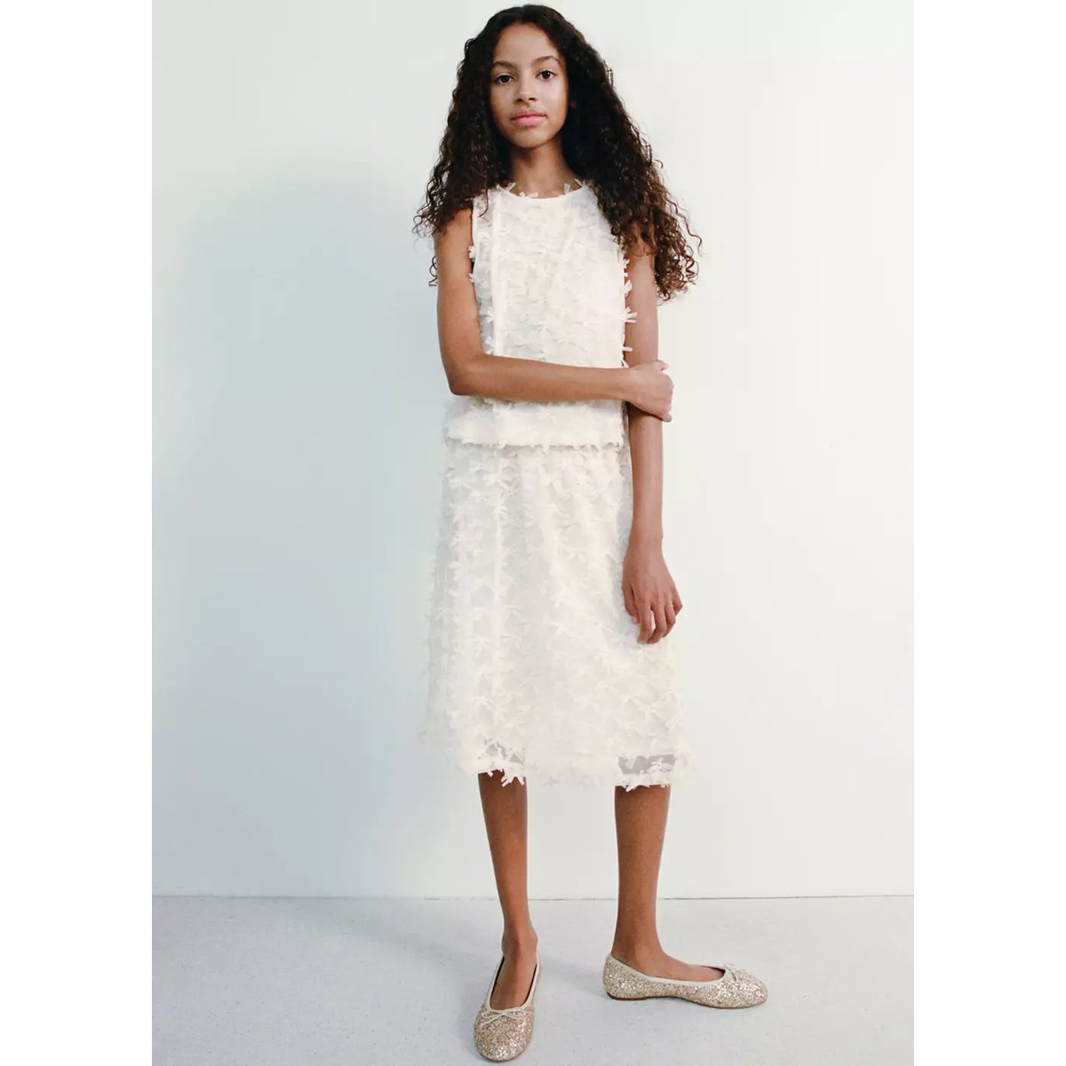 T-shirt fleurs relief blanc cassé, MANGO KIDS