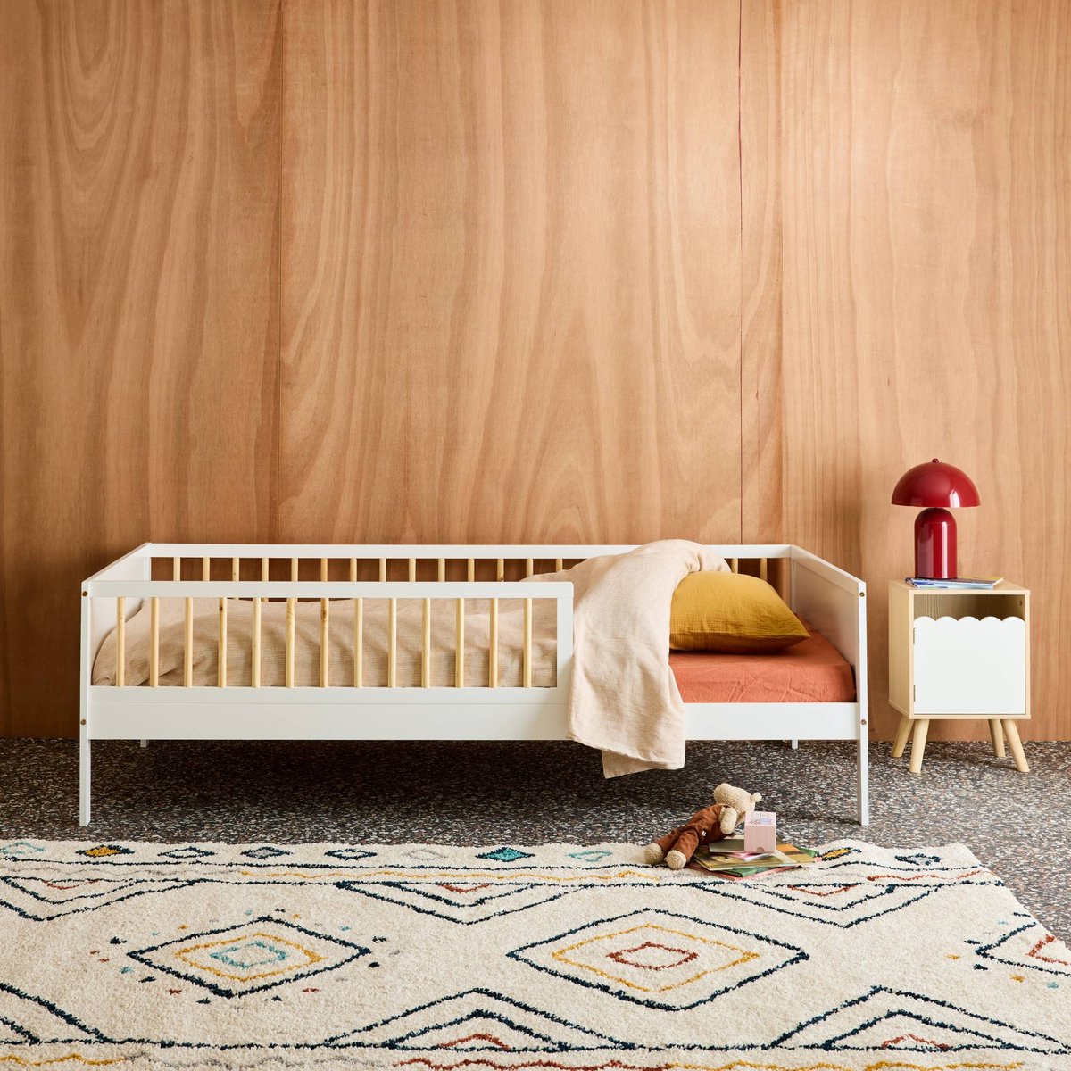 Lit enfant 90 x 190 cm pin naturel sommier à lattes inclus ELIO blanc, SWEEEK