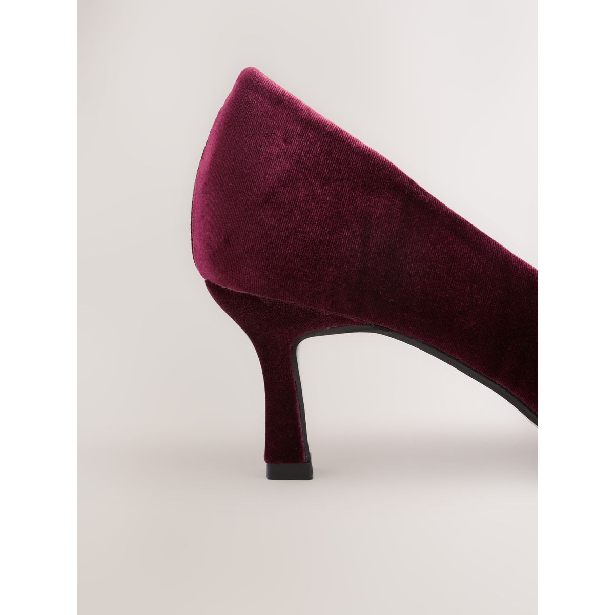 Escarpins pointus avec bijoux forever comfort velours rouge, NEXT