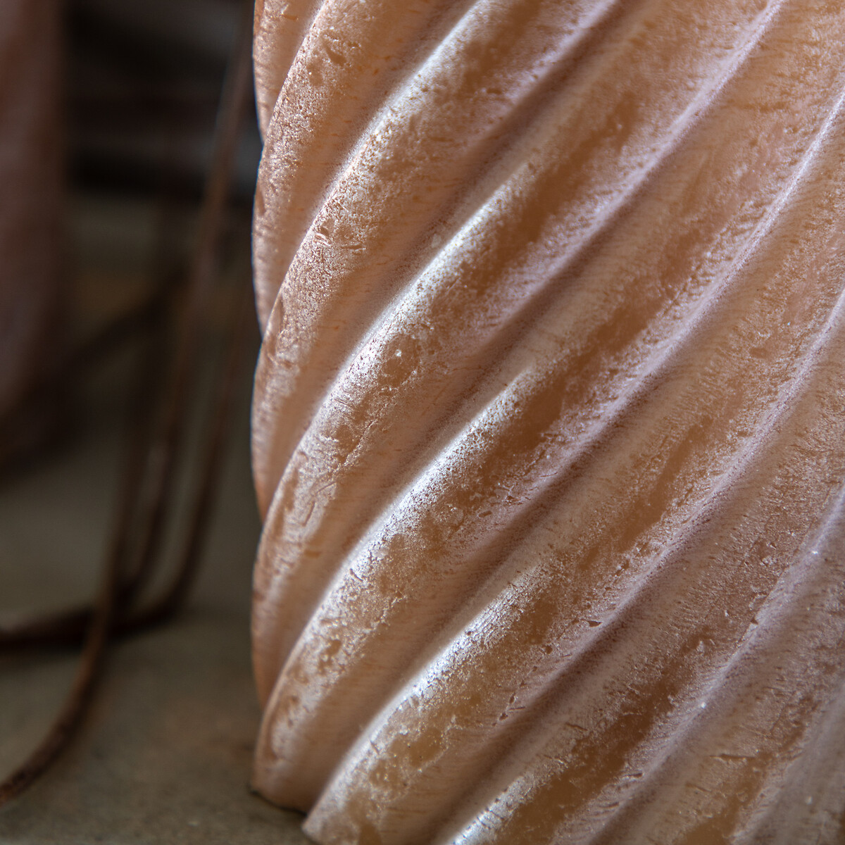 Pack of 2 15cm Vanilla Pillar Candle Twist Amber brown , ÉDITÉ