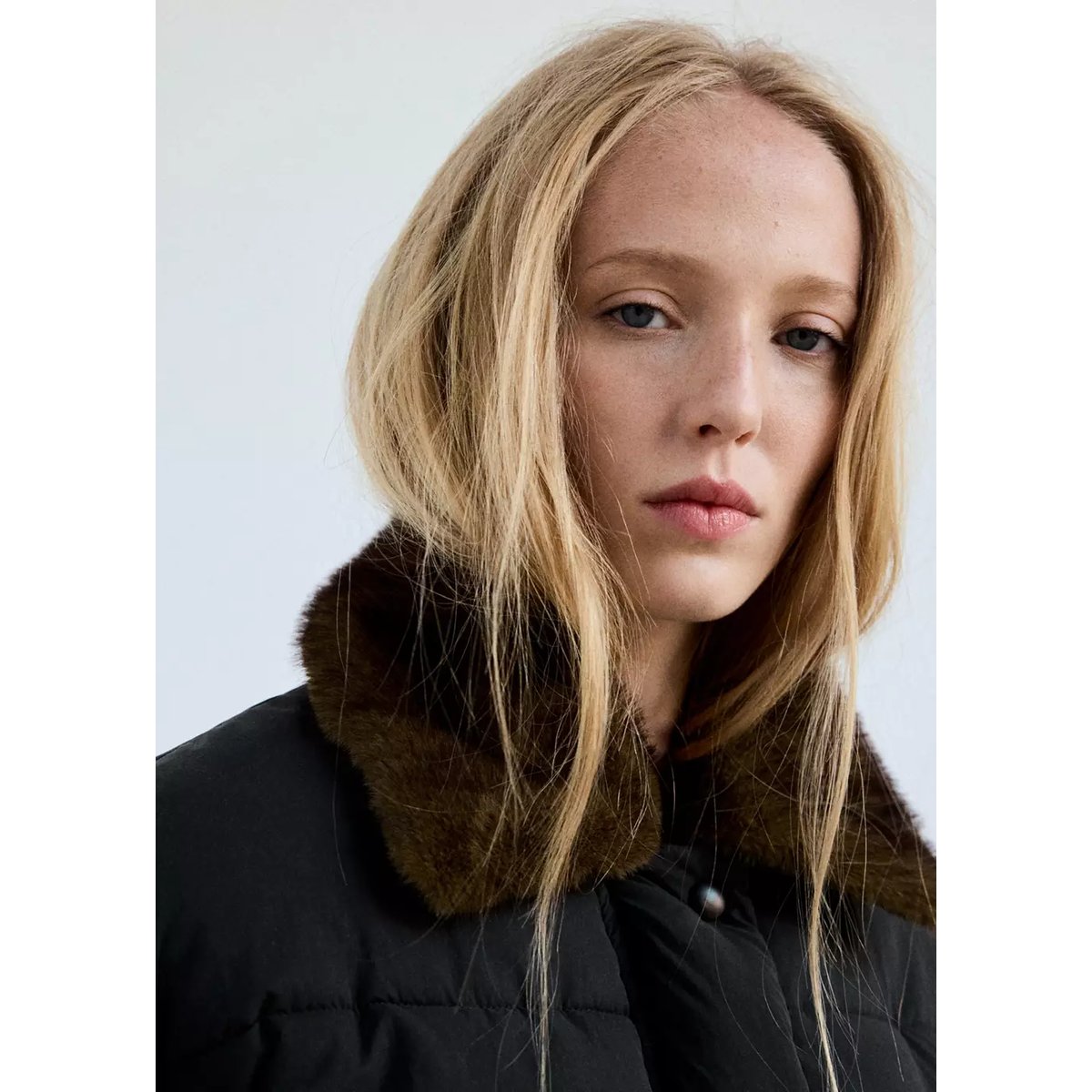 Anorak matelassé col imitation fourrure gris anthracite, MANGO