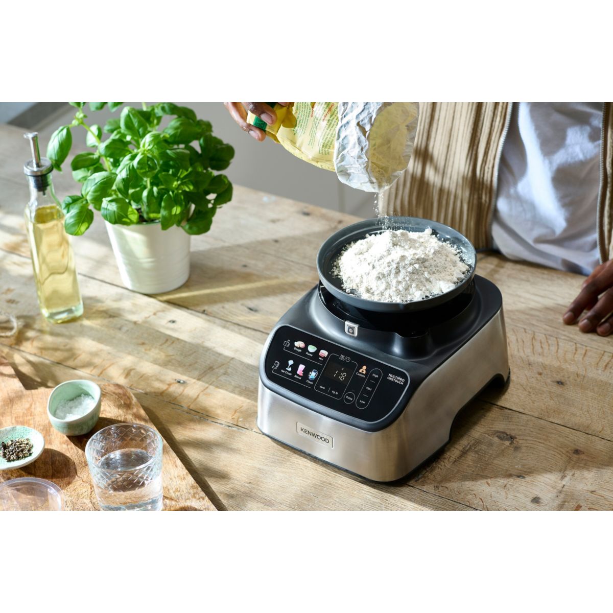 Robot multifonction MultiPro OneTouch FDM73.850SS couleur unique, KENWOOD