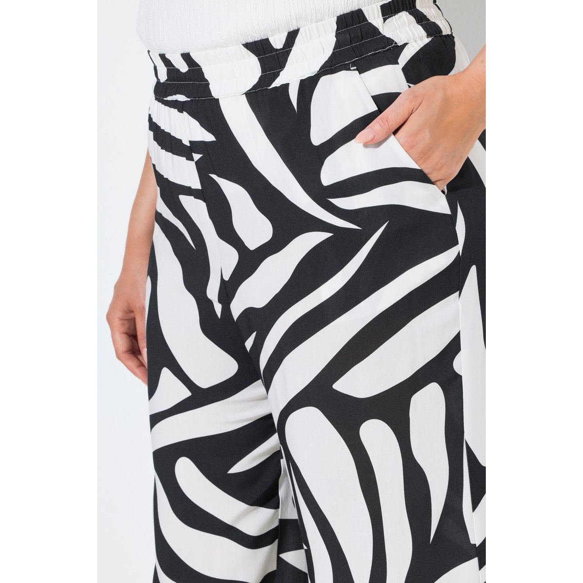 Jupe-culotte, motif zébré noir, ULLA POPKEN