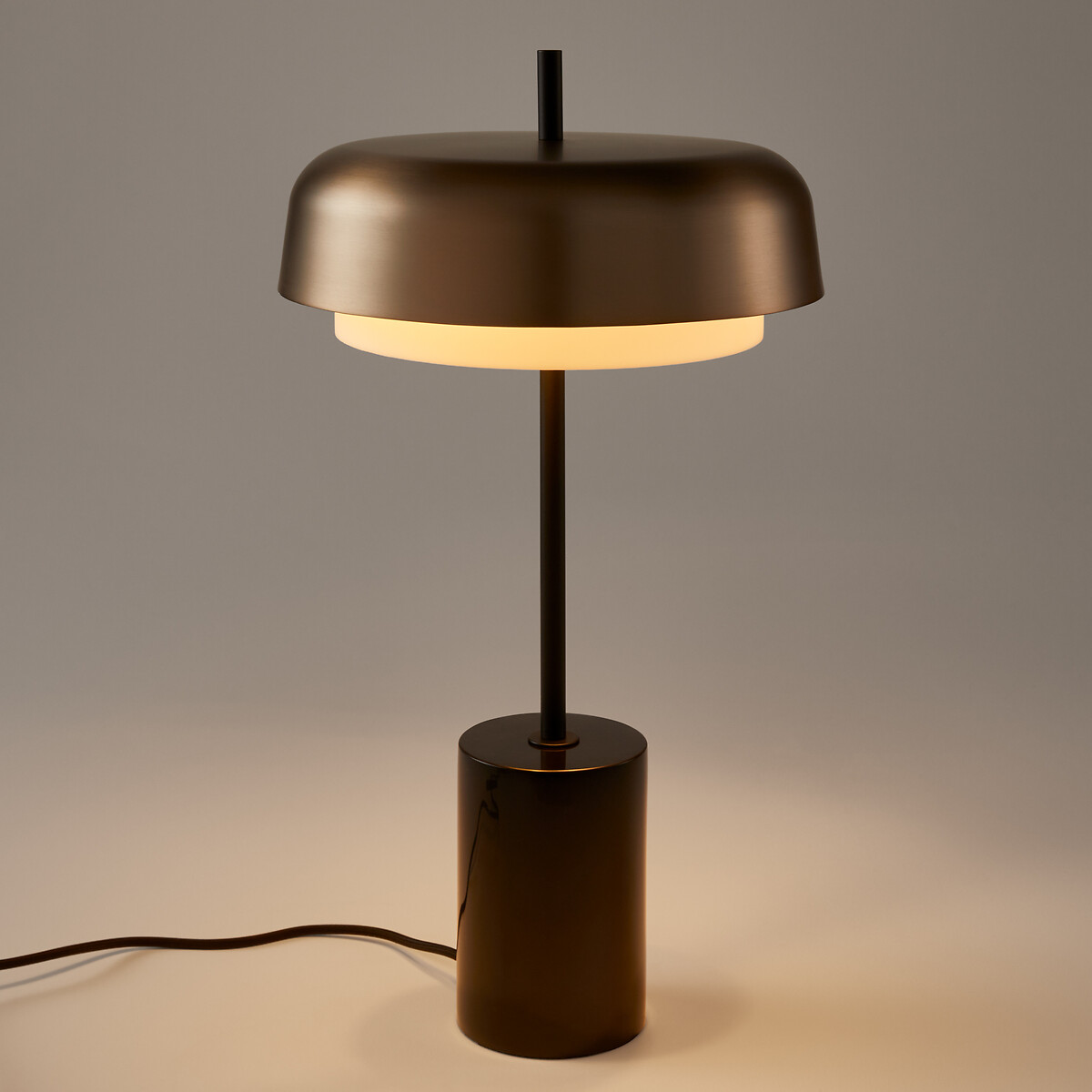 Lampe droite métal et marbre, Clepsos moka, AM.PM