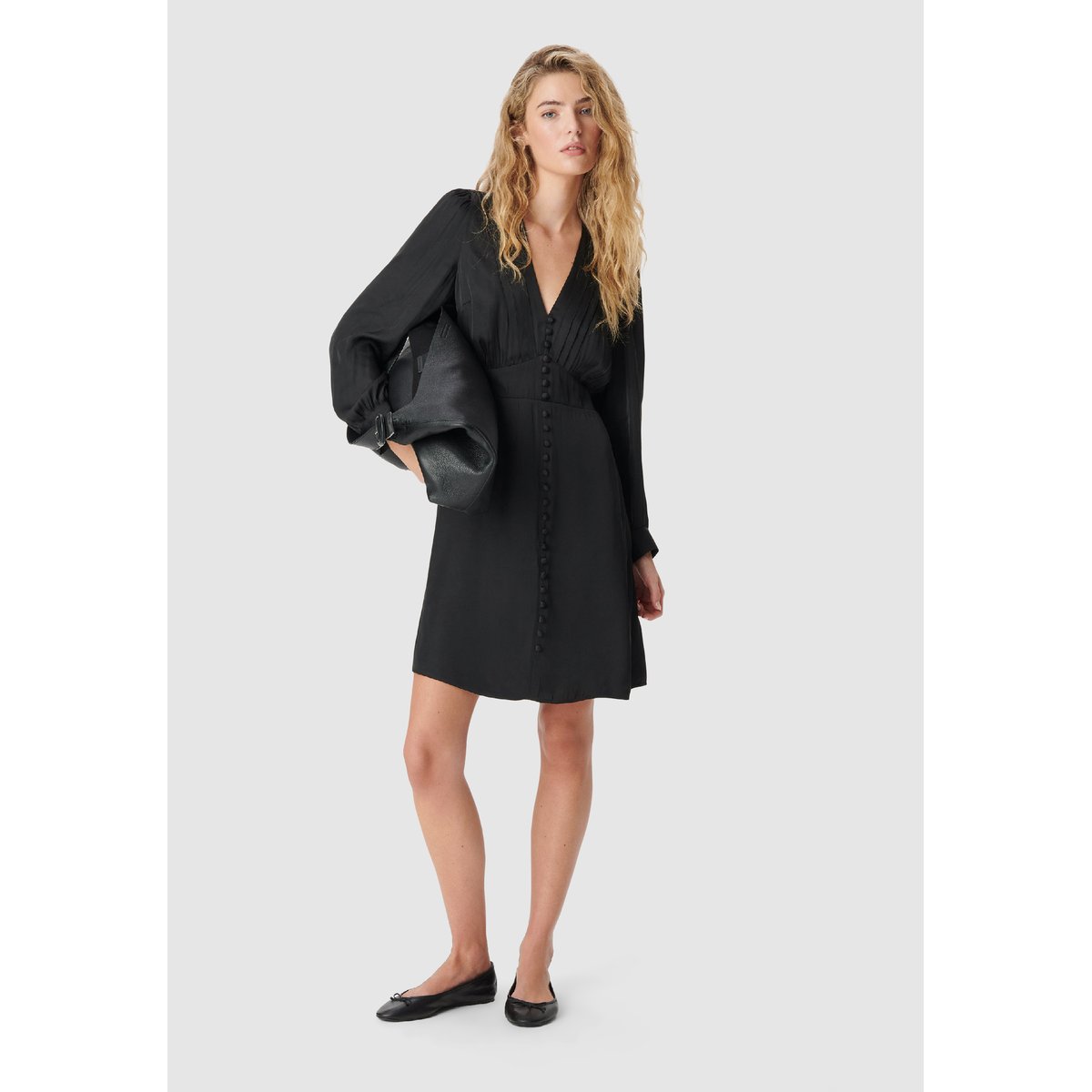 Robe courte satinée avec petits boutons noir, IKKS