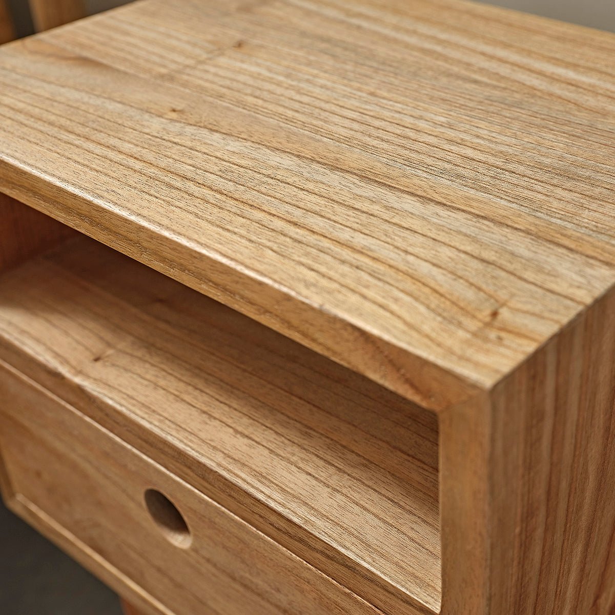 Table de chevet en bois massif 1 tiroir ESMEE naturel, BERAH GETAH