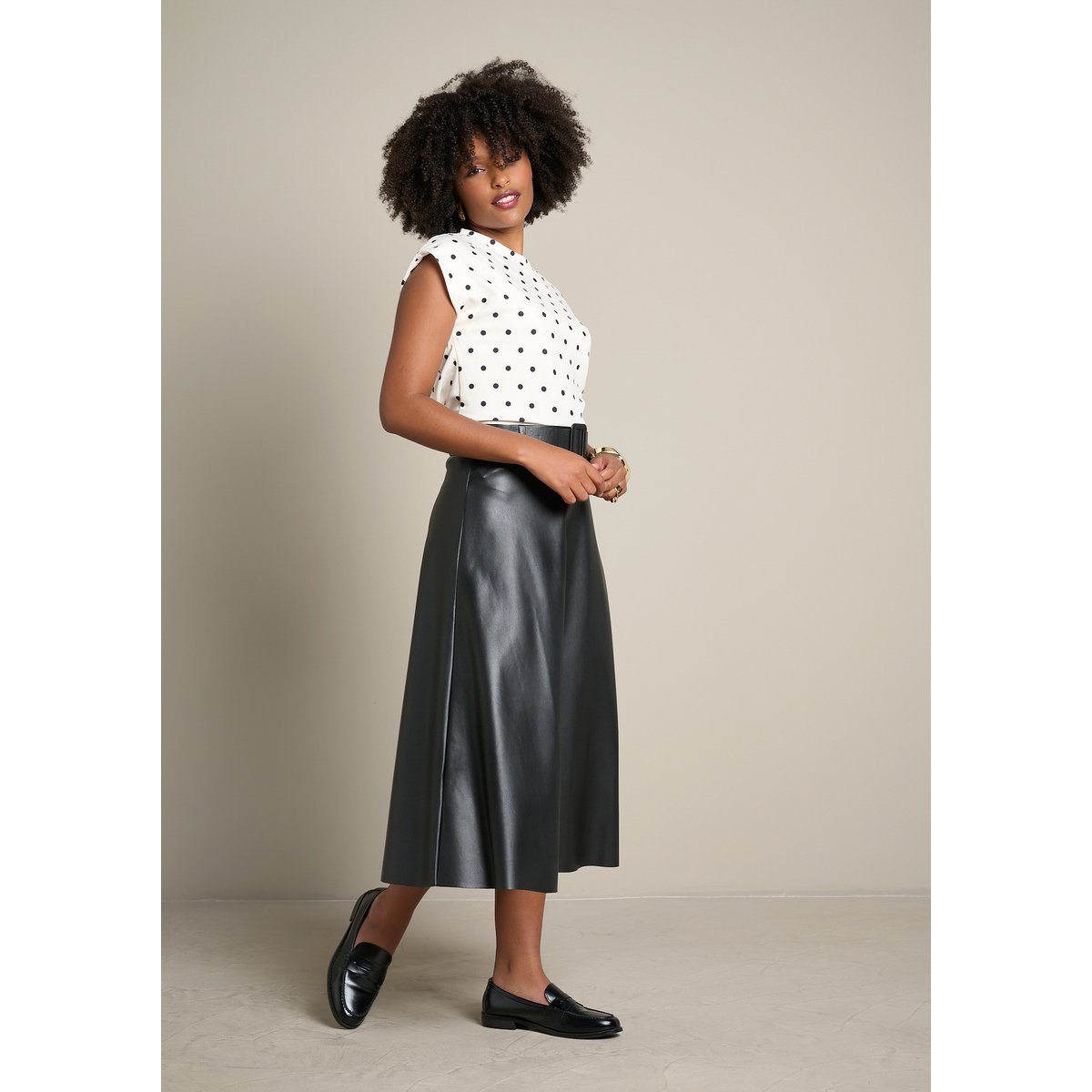 Jupe midi évasée effet cuir noir, LOLALIZA