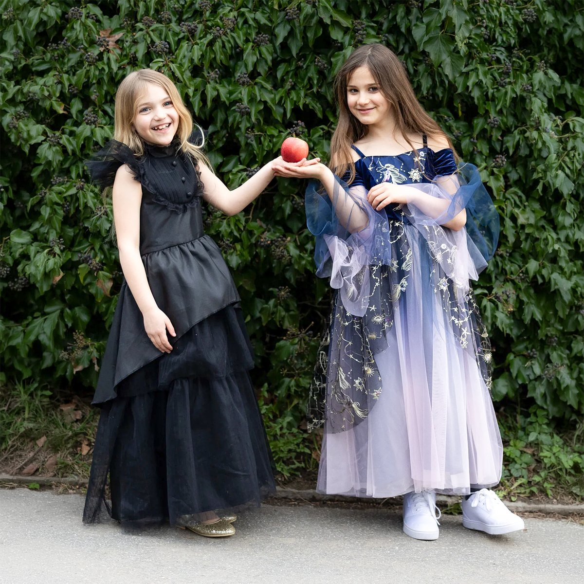Déguisement enfant – Robe sorcière gothique noir, GREAT PRETENDERS