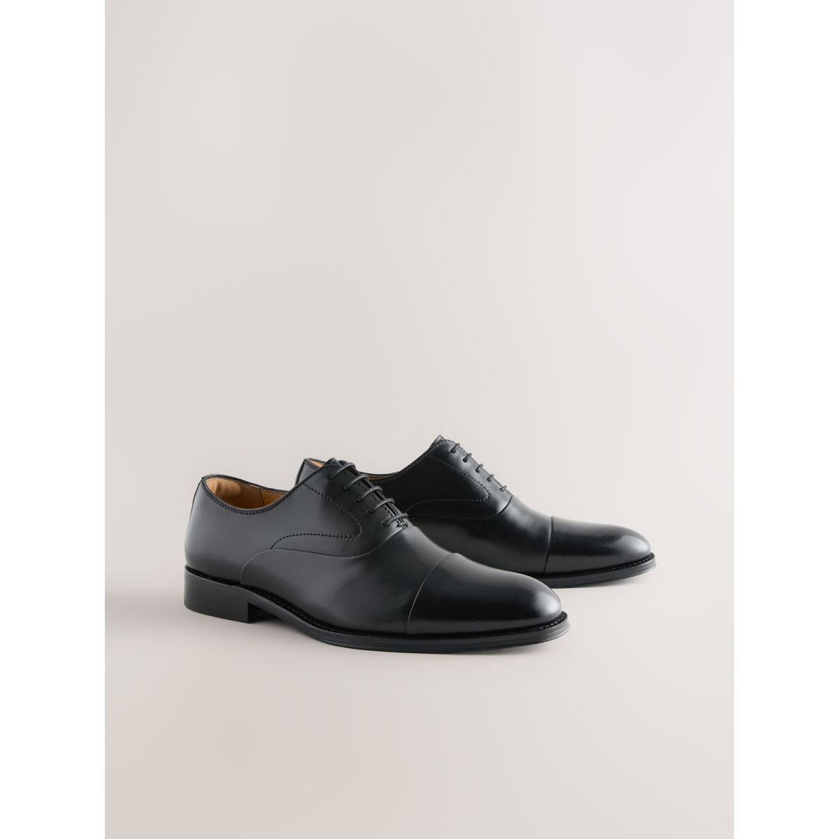 Chaussures oxford en cuir à bout rapporté noir, NEXT