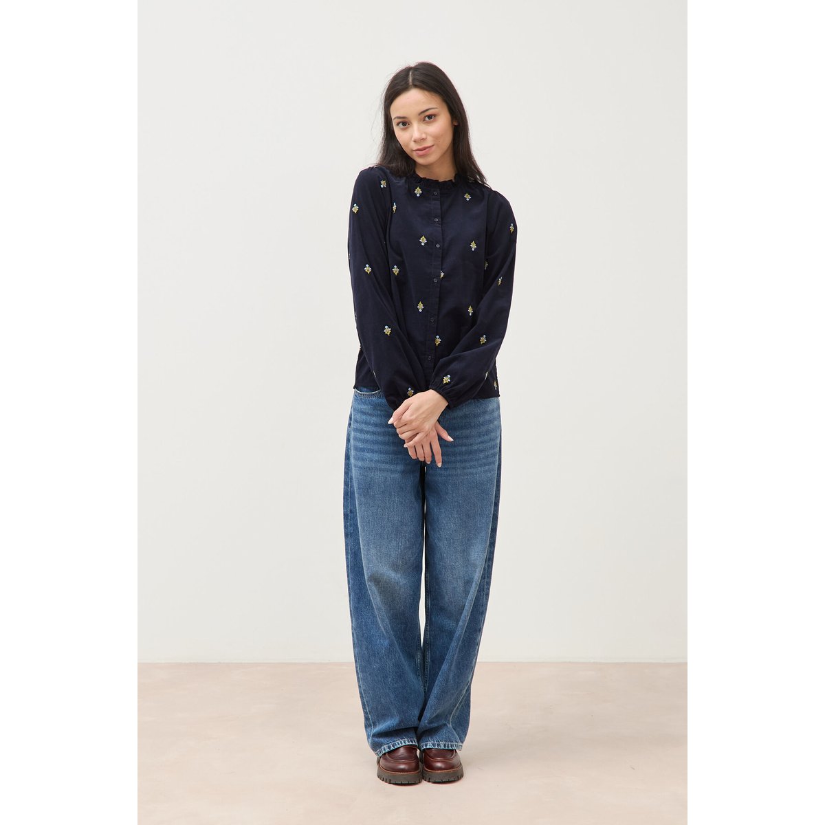 Chemise en coton avec broderie bleu marine, BONOBO