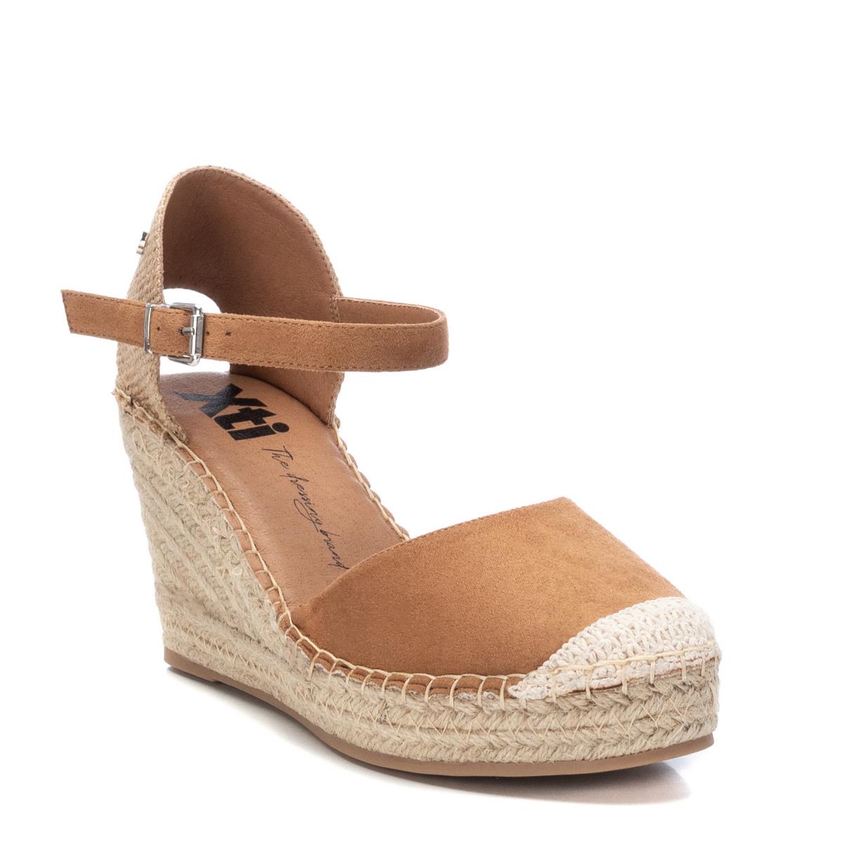 Chaussure Espadrilles Coin Décontractée Boucle camel, XTI