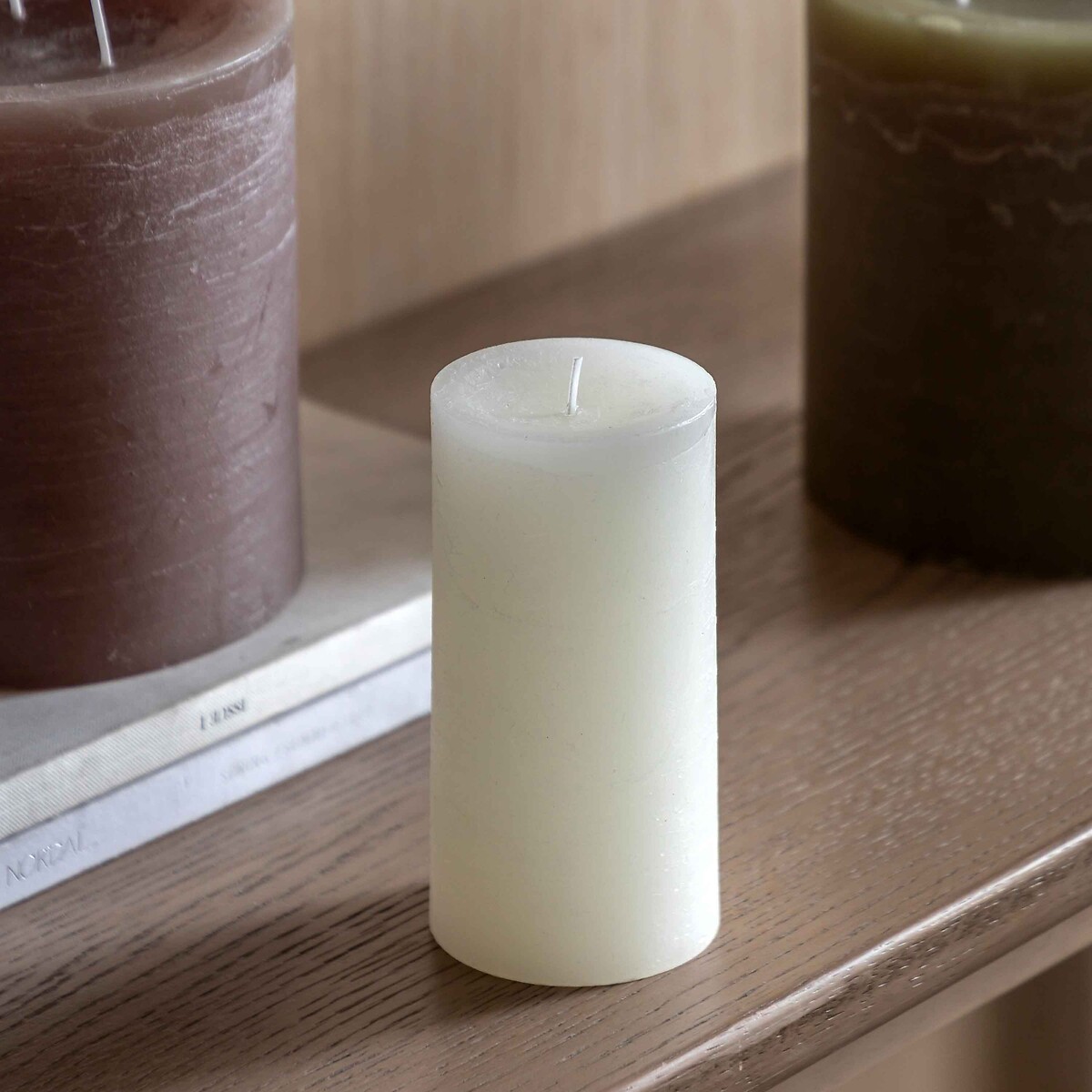 Set of 2 13cm Rustic Pillar Candles white, ÉDITÉ