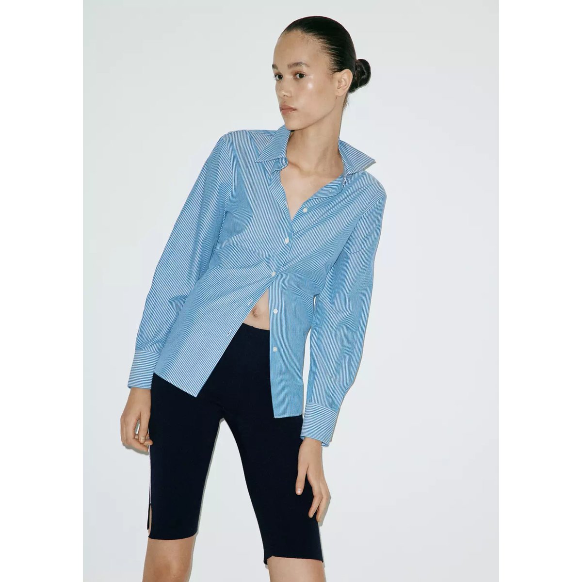 Pantalon en maille capri à rayure contrastée bleu marine, MANGO