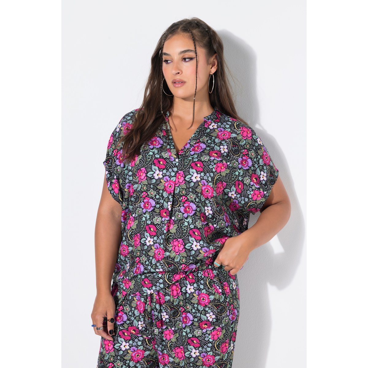 Blouse oversize à imprimé floral noir, STUDIO UNTOLD