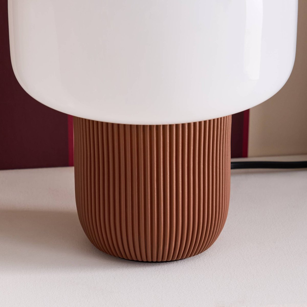 Lampe de table intérieur résine et PVC Ø18cm SANO noir, SWEEEK