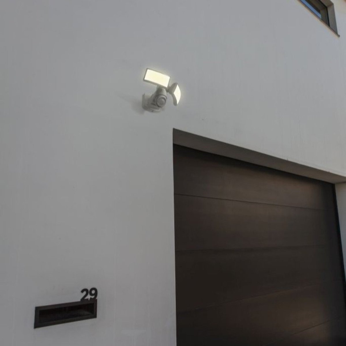 Double projecteur mural sur secteur blanc deux têtes orientables avec détecteur de mouvement ARC LED blanc froid H15,6cm white, LUMISKY