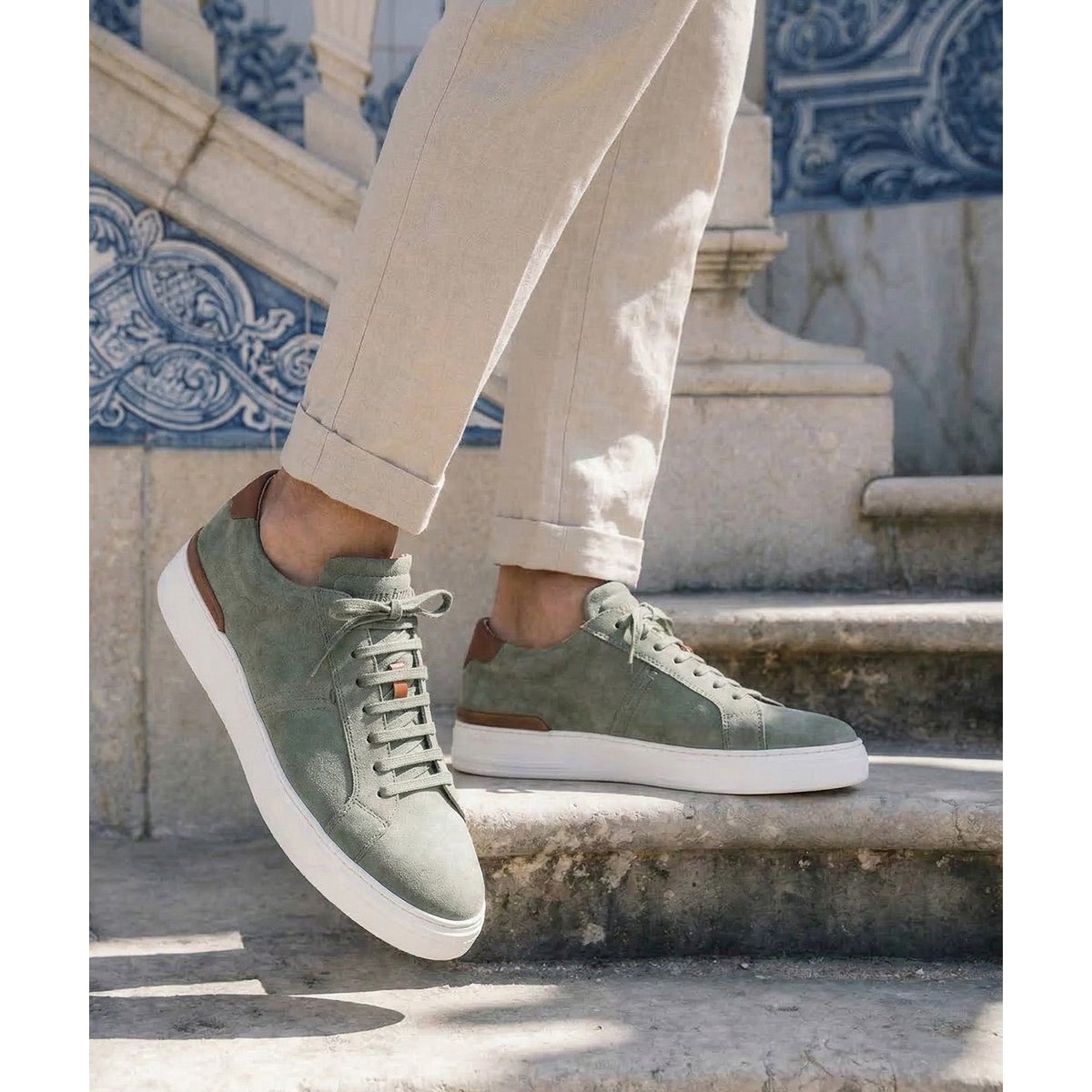 Sneakers daim RIVA vert amande, FINSBURY